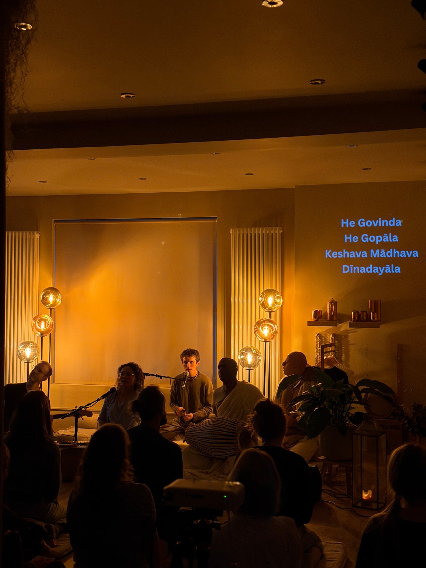 MANTRA FLOW -  Kirtan Event